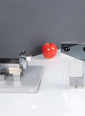 现代轻奢电镀创意透明机器人烟灰色小狗摆件客厅儿童房桌面工艺品