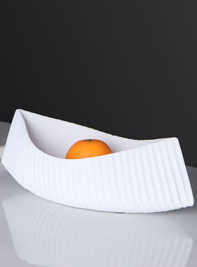 现代极简餐厅船型陶瓷水果盘