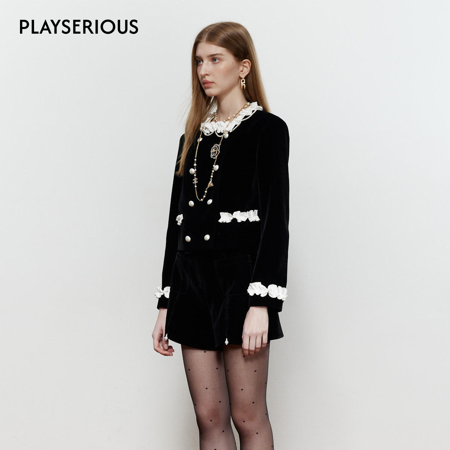 ROCHAROMMA 2025秋季新款珍珠领丝绒外套短裤两件套女小香风套装,淘宝优惠券,粉丝福利购,淘宝优惠卷