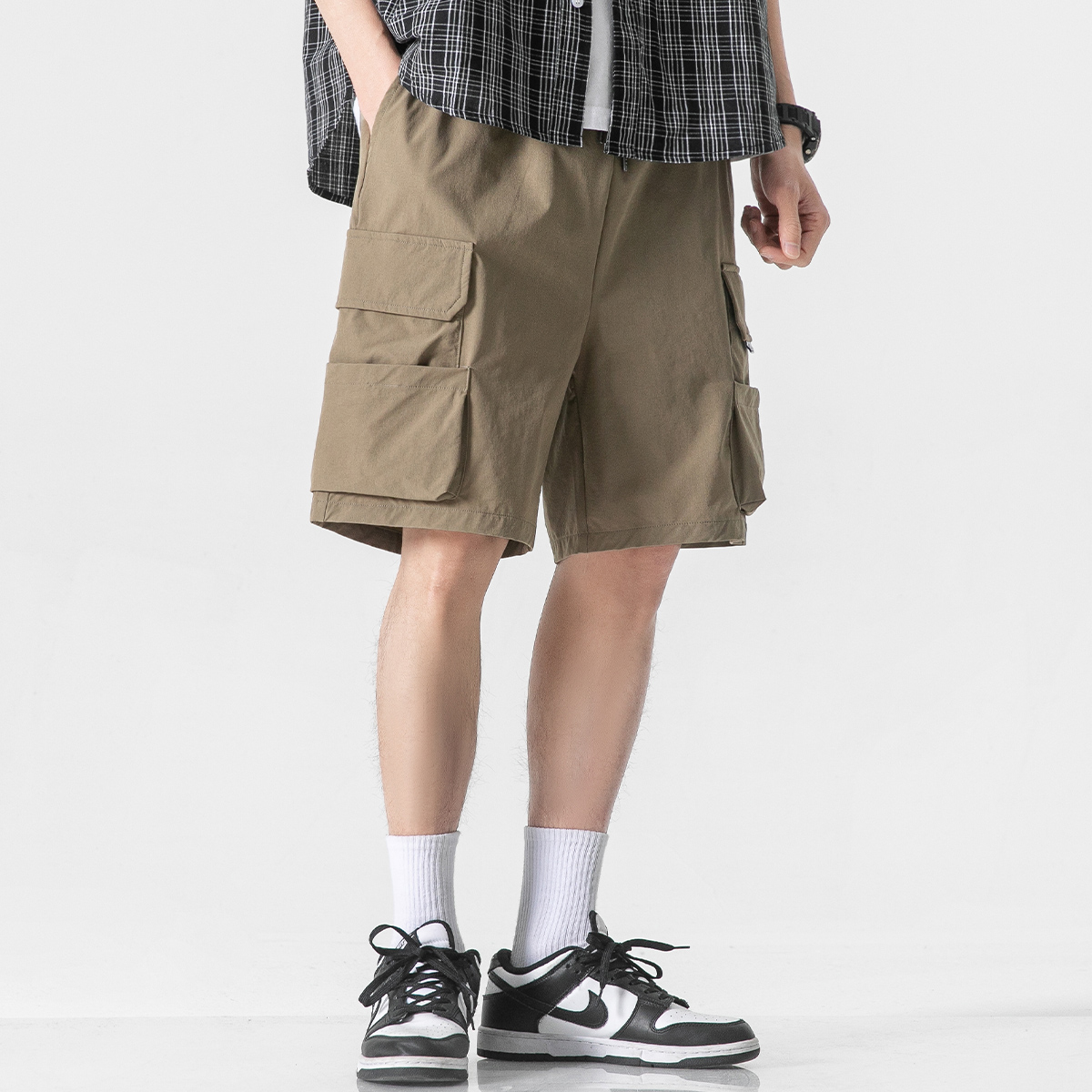 XAKA夏季新款美式工装军绿色短裤男多口袋设计薄款冰丝速干五分裤 - 图0