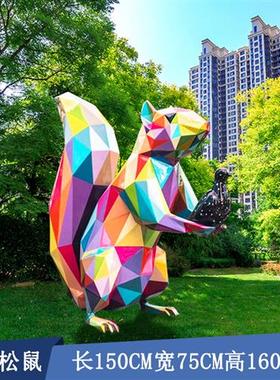 玻璃钢大型彩绘大熊雕塑小区广场公园几何梅花鹿摆件定制动物美陈