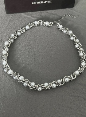 钛钢粗款重工珍珠缠绕男颈链小众设计项链锁骨链女百搭毛衣链饰品