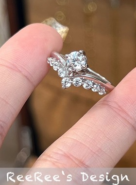 925纯银钻戒指V形皇冠精致百搭