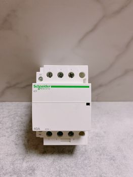 Schneider iCT AC contactor 3NO 40A 3P