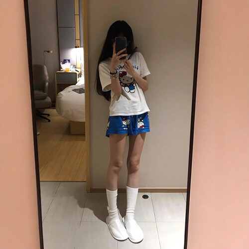 甜美Kitty短袖睡衣女夏款2025年新款T恤短裤大码家居服可外穿套装 - 图0