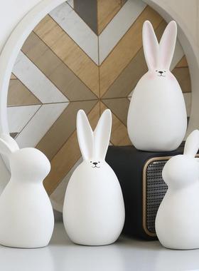 创意陶瓷兔子摆件家居饰品ins风格可爱简约现代客厅酒柜礼物工艺