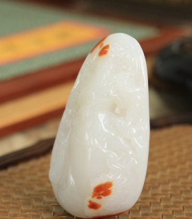 和田玉籽料吊坠收藏级