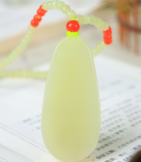 新疆玉料手工雕刻和田玉观音吊坠