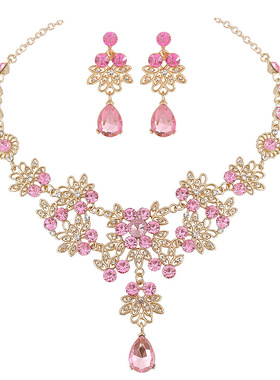 Bridalnecklaceearringsligh