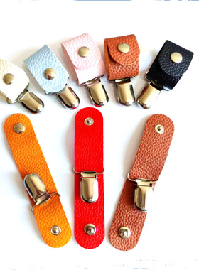 Leatherhatclip,essential