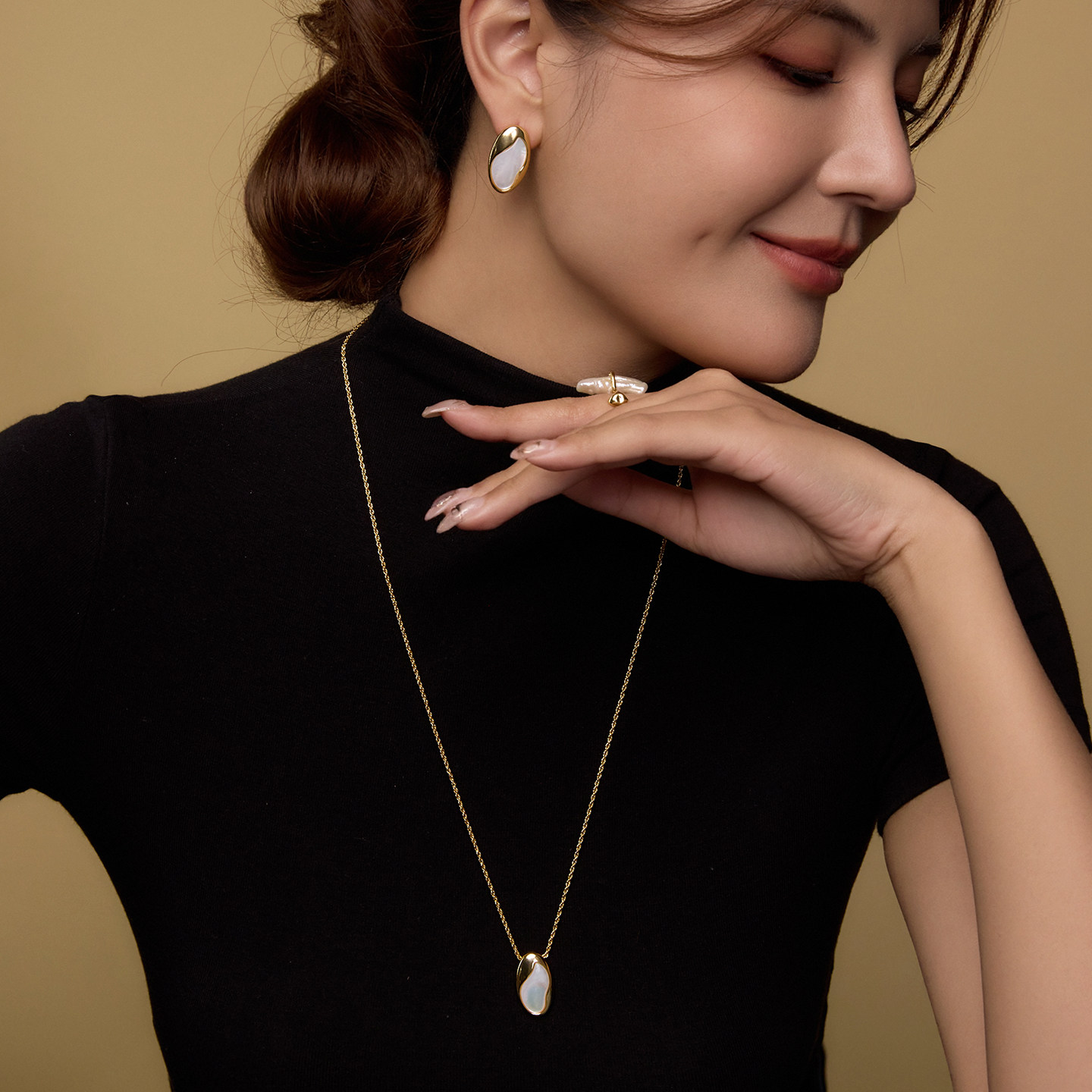 Manreya玛芮雅月隐灵石贝母项链女锁骨链百搭高级感气质精致颈饰