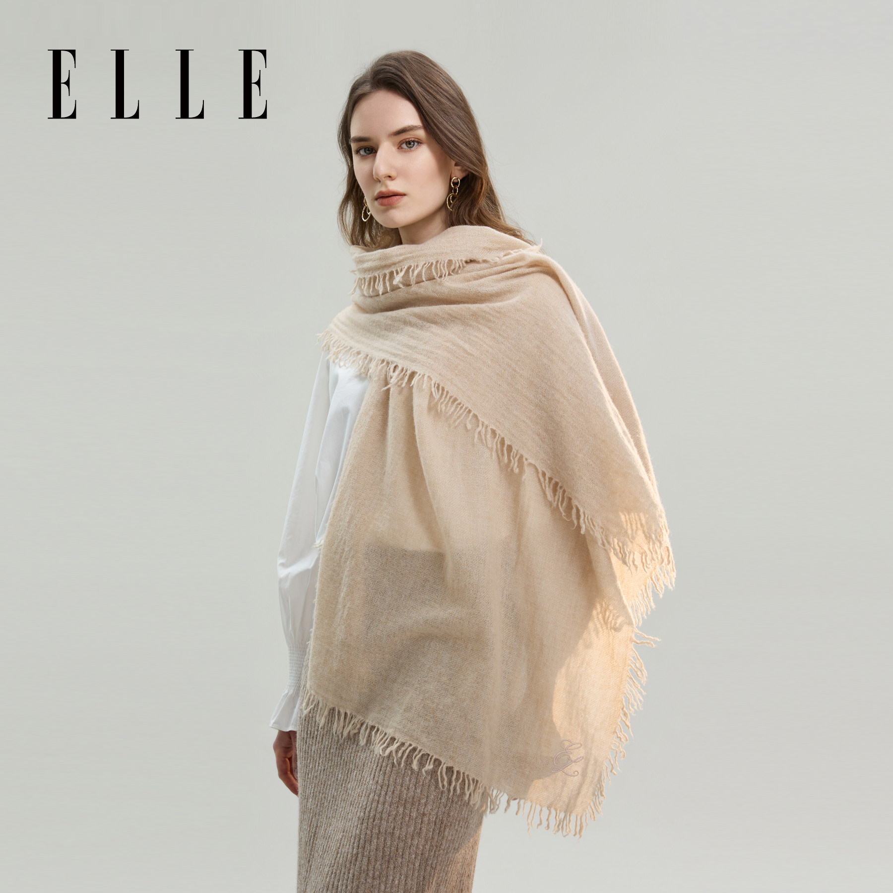 ELLE100%绵羊毛刺绣围巾女士秋冬户外保暖时尚百搭大尺寸披肩护肩,淘宝优惠券,粉丝福利购,淘宝优惠卷