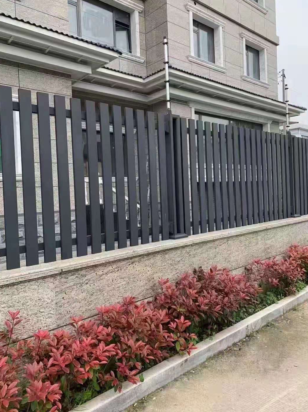 铝艺院子围栏别墅庭院乡村户外铝合金阳台护栏围栏栏杆农村围墙 - 图1