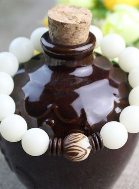 白菩提根莲花佛珠手链