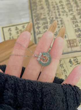 monocle 新中式天然蓝水翡翠蝴蝶结吊坠女小众设计轻奢高级感项链