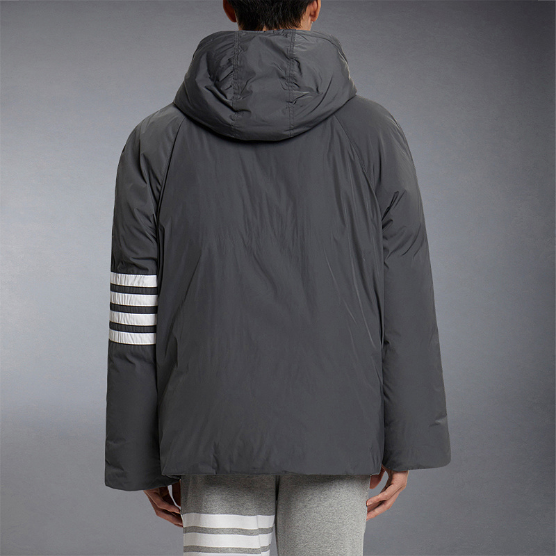 THOM BROWNE 男士连帽内置背带宽松羽绒服 - 图2