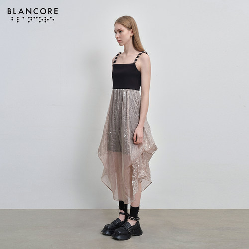 【设计师品牌BLANCORE】2024夏季新款褶皱纱质拼接扭绳吊带连衣裙 - 图3