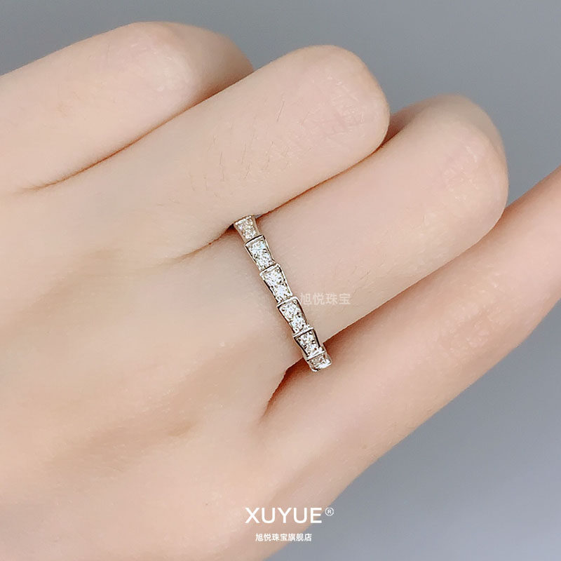 18k白金莫桑石v排女不掉色婚戒 旭悦珠宝戒指/指环