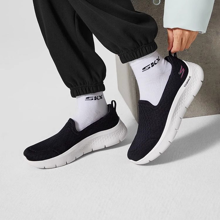 斯凯奇新款懒人一脚蹬女休闲鞋健步鞋散步鞋妈妈鞋舒适轻便运动鞋,淘宝优惠券,粉丝福利购,淘宝优惠卷