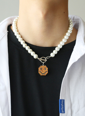 OT扣个性马赛克珍珠笑脸项链