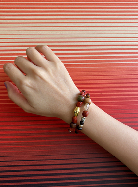 LAZY CIRCLES彩色石头手链套组双层叠戴串珠