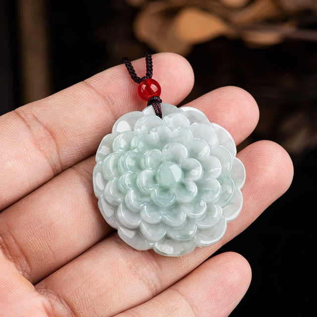 Burmese jade pendant Cui Ying Fu natural