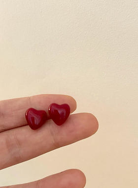 新年复古车厘子红色爱心耳钉2026新款爆款925银针红色桃心耳饰