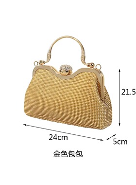 轻奢风样板间衣帽间软装饰品