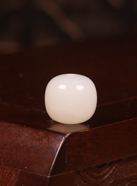 和田玉洒金皮籽料老型珠单珠手串