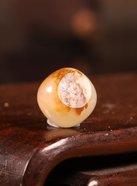 10mm正宗新疆和田玉籽料手链