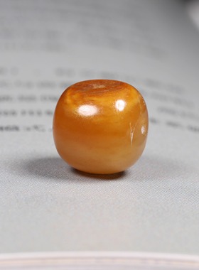 新疆和田玉籽料老型珠手串