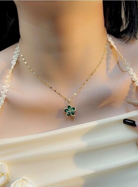 绿色雪花钛钢项链简约感百搭锁骨链女轻奢祖母绿锆石饰品