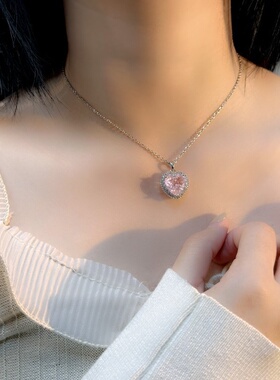 彩色爱心锆石项链女复古感桃心吊坠轻奢小众设计感项饰品