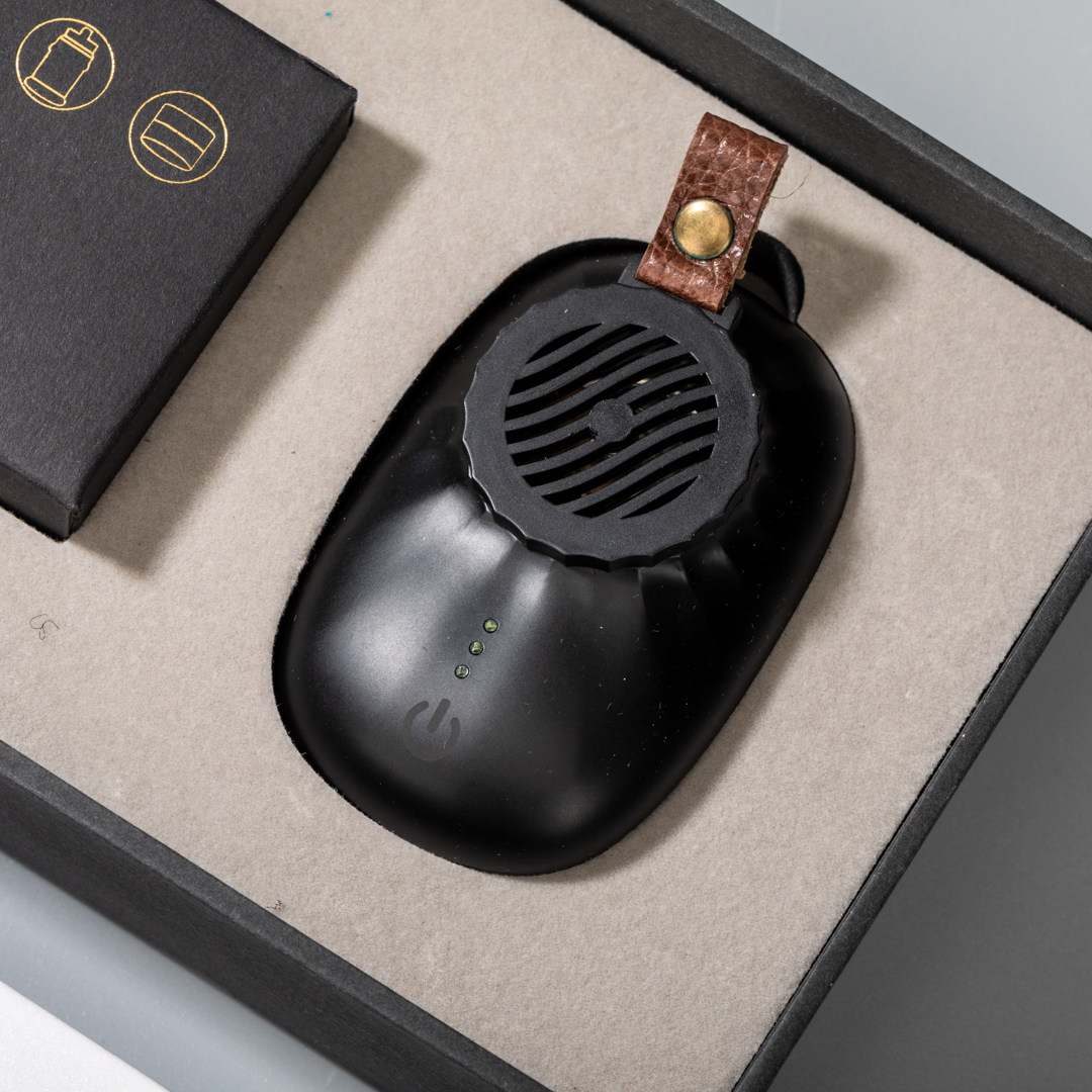 【车载熏香器】小树臻选熏香神器车载熏香器 送芽庄红土车载片5片,淘宝优惠券,粉丝福利购,淘宝优惠卷