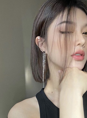 女团风｜phi珠宝线性回归系列纯银镀18K白金蛇骨锆石长耳环小众