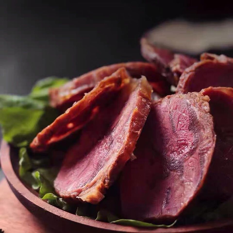 【熟牛肉】正宗内蒙古酱牛肉五香卤味牛肉熟肉即食牛腱子真空包装 - 图1