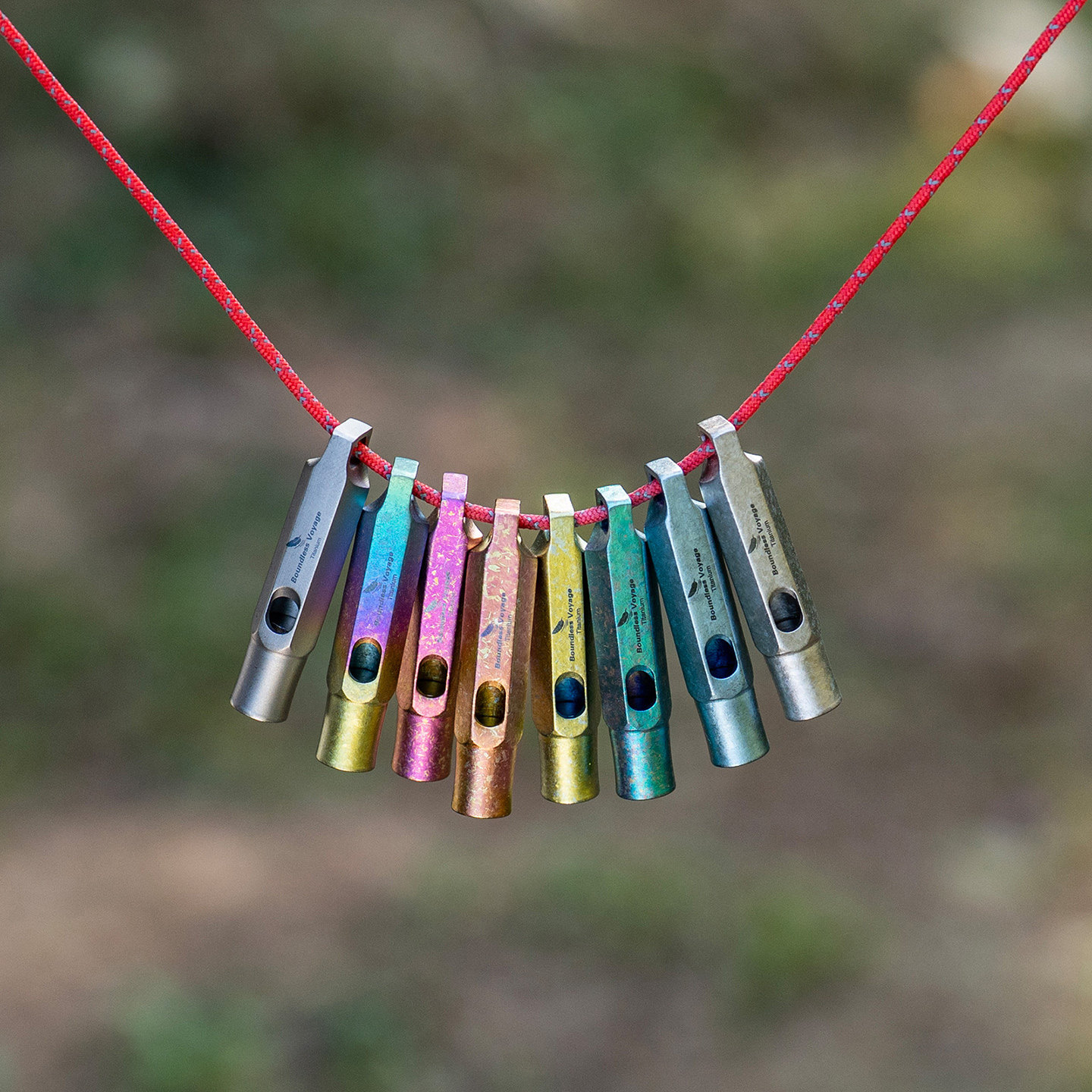 必唯纯钛户外求生口哨超轻便携求救生哨子野外挂绳钛哨儿童求生哨,淘宝优惠券,粉丝福利购,淘宝优惠卷