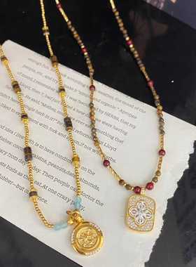 新中式复古天然虎眼石罗盘项链女轻奢小众金色吊坠毛衣链