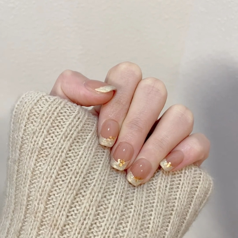 秋冬新款美甲螺纹法式复古风贵气金箔假指甲新娘高级感显白穿戴甲,淘宝优惠券,粉丝福利购,淘宝优惠卷