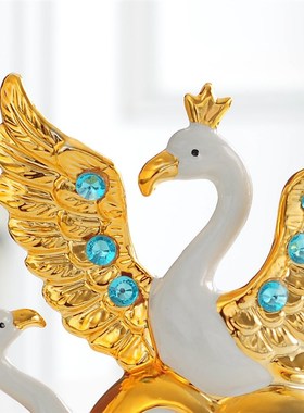 速发天鹅摆婚陶瓷装饰品结件礼物客厅家居电视柜酒柜工艺礼品摆饰