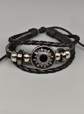 跨境热销2025日月恋人皮革手链复古朋克多层串珠编织手链情侣可调