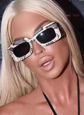 日本portney bell蛇皮纹太阳镜方形新款欧美复古ins宽腿墨镜百搭