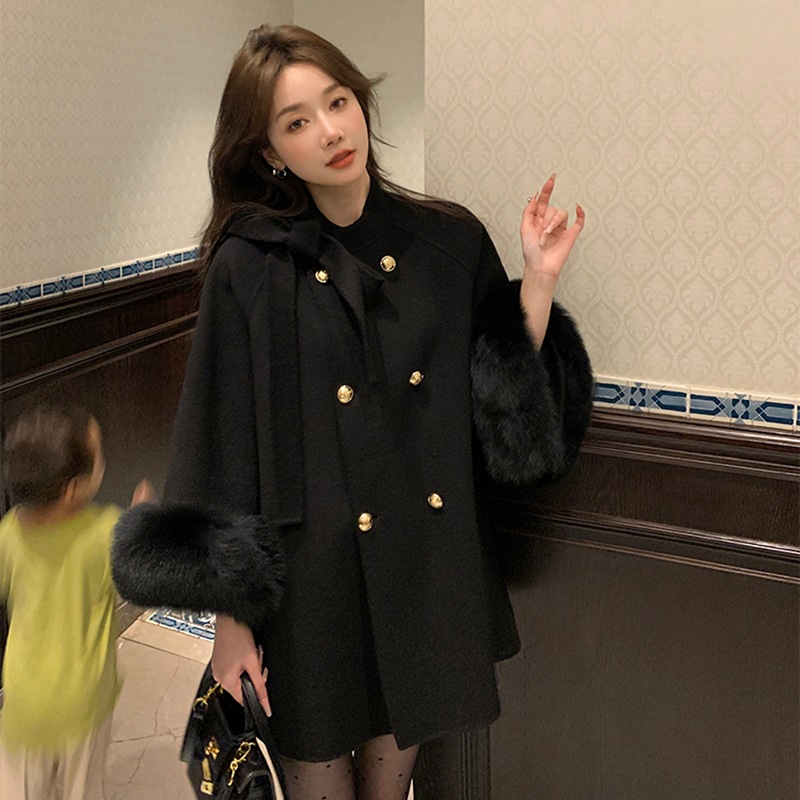 法式毛呢外套秋冬新款气质加厚保暖毛毛袖口呢子大衣小个子 - 图1