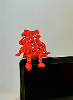 带小jaiojiao的小马福挂件太可爱