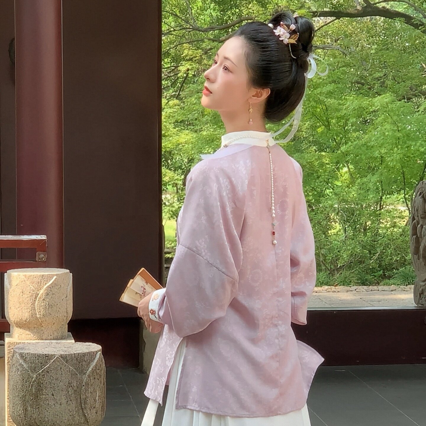 【花鸟刺绣立领对襟短袄】思华锦原创明制汉服上衣弓袋袖绣花衬衫,淘宝优惠券,粉丝福利购,淘宝优惠卷