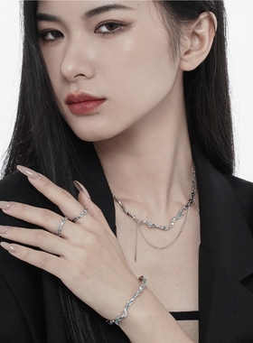 S925银冷淡风个性高级手镯