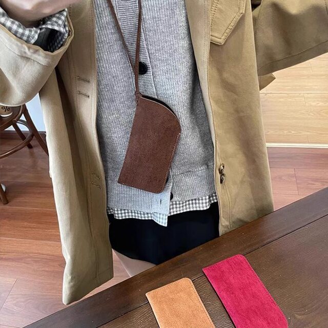 Good things for travel and travel neck glasses storage bag