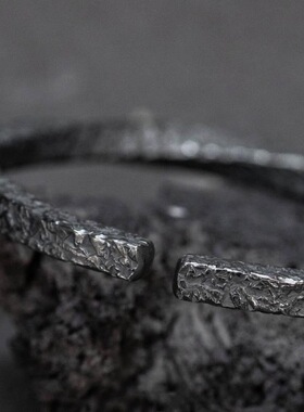 英国Chrry Koop新款设计《乌藤》手镯男复古做旧黑色莫比乌斯环