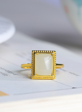 天然和田白玉方戒银镶活口食指戒