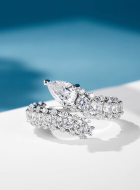 银镀18K铂金轻奢蛇形白钻戒指